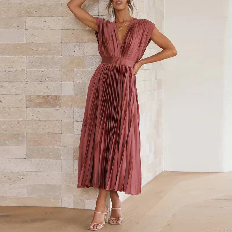 Adella™ | Elegantes Plissiertes Maxikleid