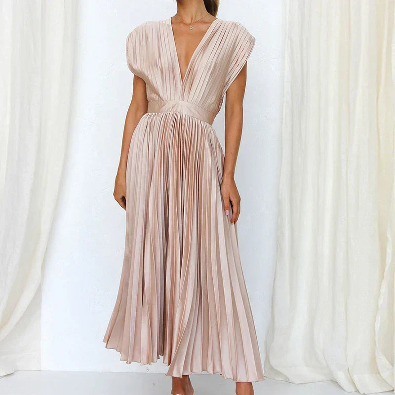 Adella™ | Elegantes Plissiertes Maxikleid