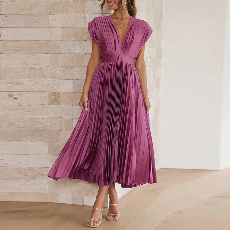 Adella™ | Elegantes Plissiertes Maxikleid