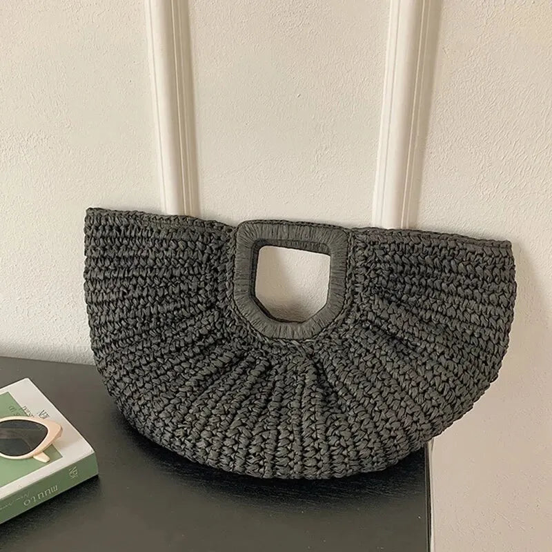 Calira | Halbmond-Strandtasche aus Stroh