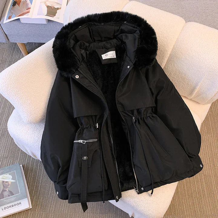 Eleganter Wintermantel mit Fell