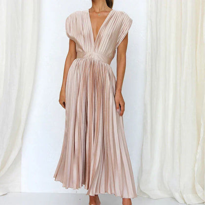Adel | Elegantes Plissiertes Maxikleid