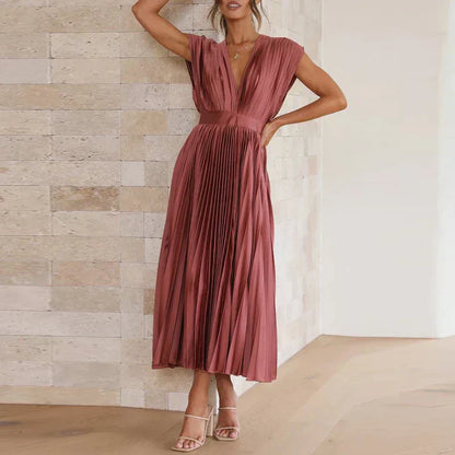 Adel | Elegantes Plissiertes Maxikleid