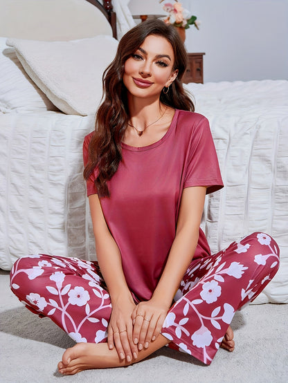 Bella | Geblümtes Pyjama-Set aus Feinstrick