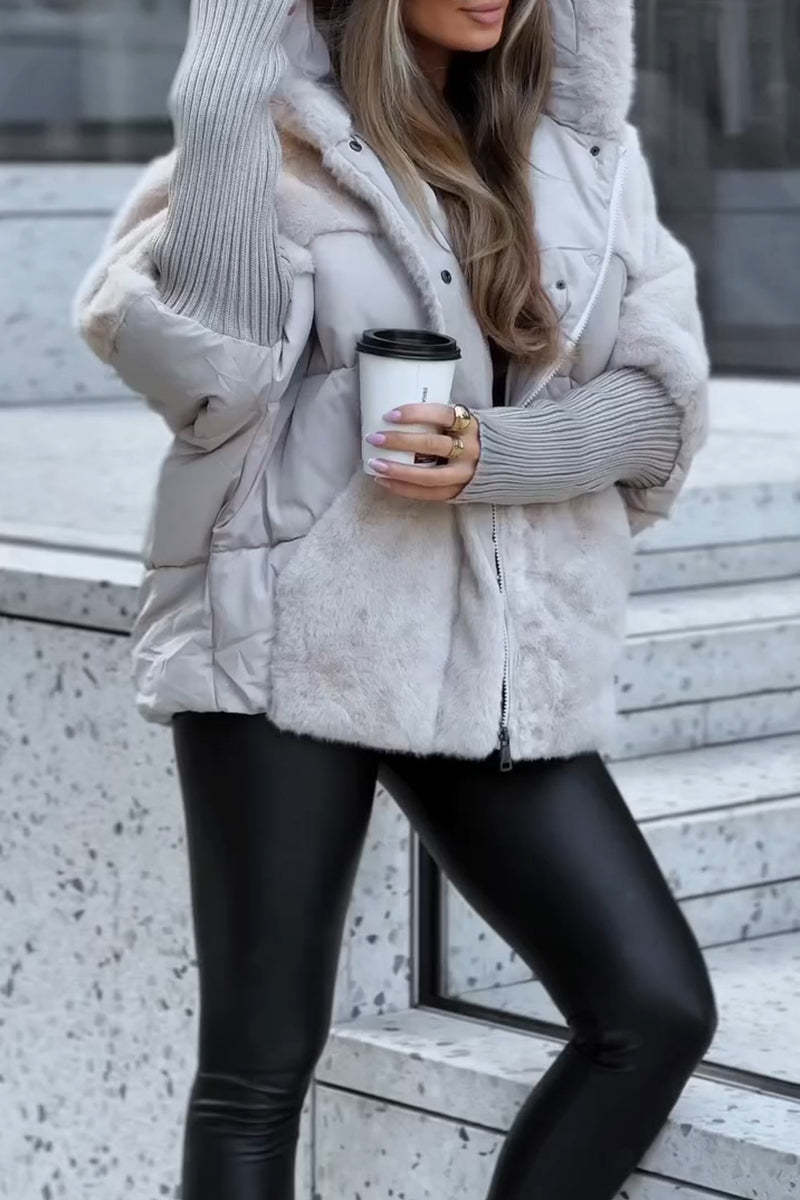 Winterjacke mit Kapuze – Wärmend & Stylisch