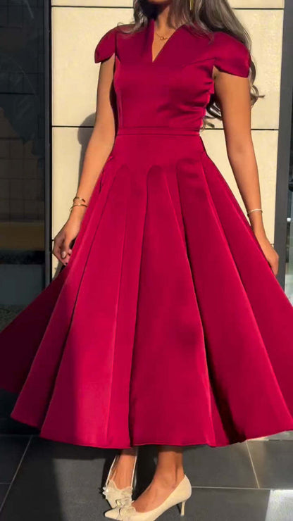 Elegantes A-Linien Kleid mit V-Ausschnitt