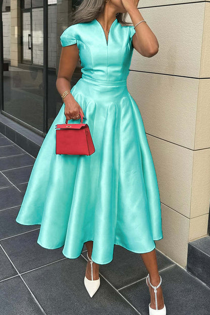 Elegantes A-Linien Kleid mit V-Ausschnitt