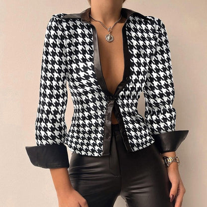 Silvia | V-Ausschnitt PU-Leder bedruckt Langarm Patchwork-Bluse
