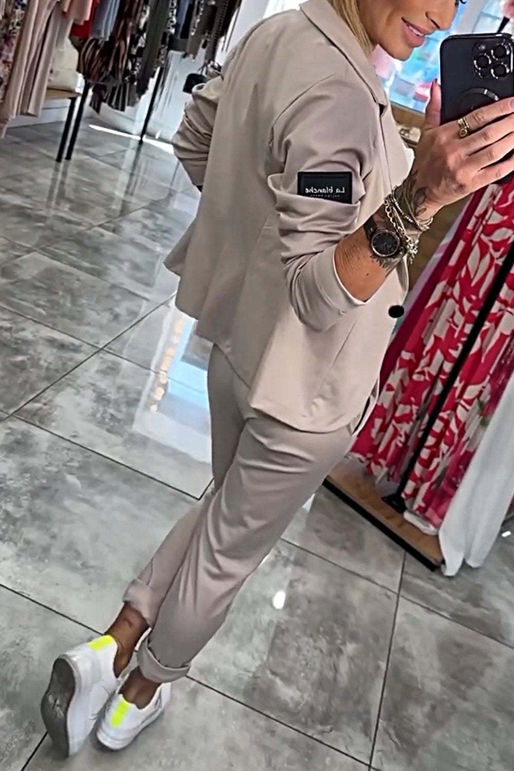 Zweiteiliges Set – Jacke & Elastische Hose